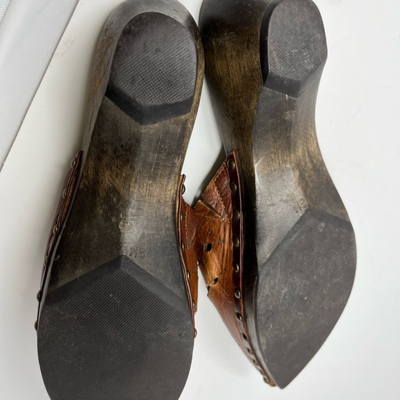 Matisse Mules carved wood block heel womens 8 brown leather shoes - Picture 6 of 12